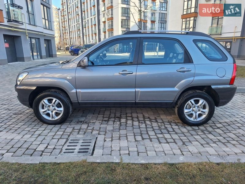 Внедорожник / Кроссовер Kia Sportage 2006 в Ивано-Франковске