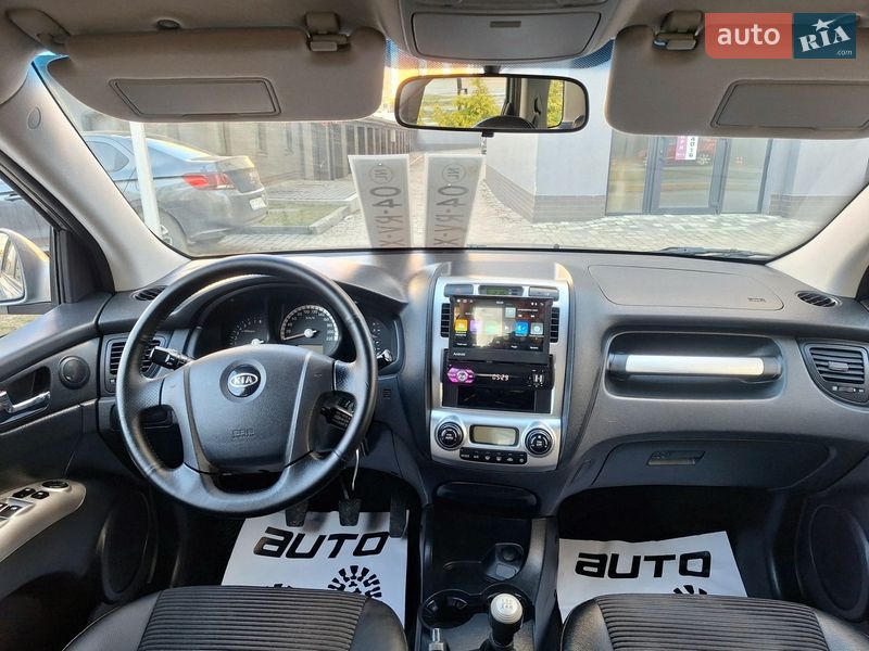 Внедорожник / Кроссовер Kia Sportage 2006 в Ивано-Франковске