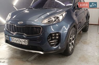 Внедорожник / Кроссовер Kia Sportage 2015 в Тернополе
