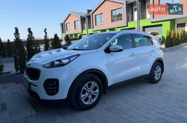 Внедорожник / Кроссовер Kia Sportage 2017 в Тернополе
