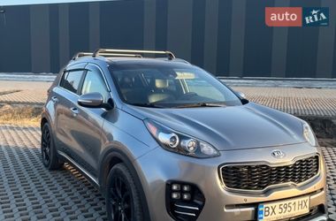 Внедорожник / Кроссовер Kia Sportage 2016 в Хмельницком