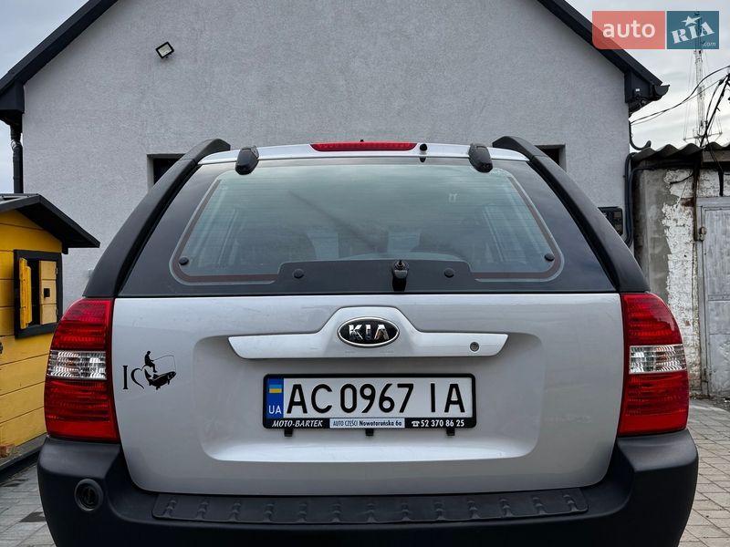 Позашляховик / Кросовер Kia Sportage 2006 в Полтаві