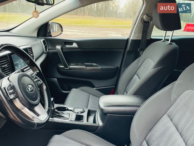Внедорожник / Кроссовер Kia Sportage 2020 в Тростянце