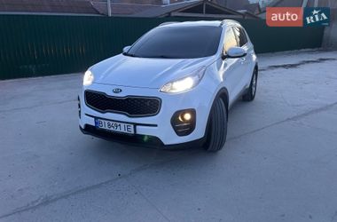 Позашляховик / Кросовер Kia Sportage 2017 в Гребінці