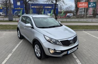 Внедорожник / Кроссовер Kia Sportage 2012 в Хмельницком
