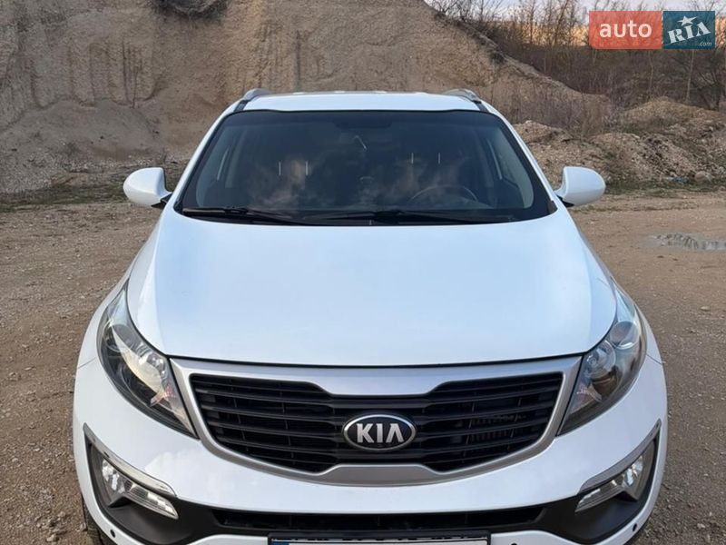 Внедорожник / Кроссовер Kia Sportage 2013 в Тернополе