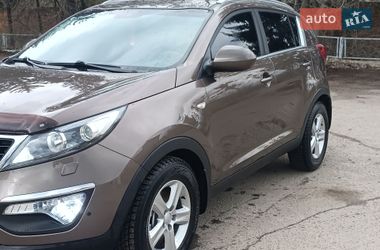Позашляховик / Кросовер Kia Sportage 2015 в Шаргороді