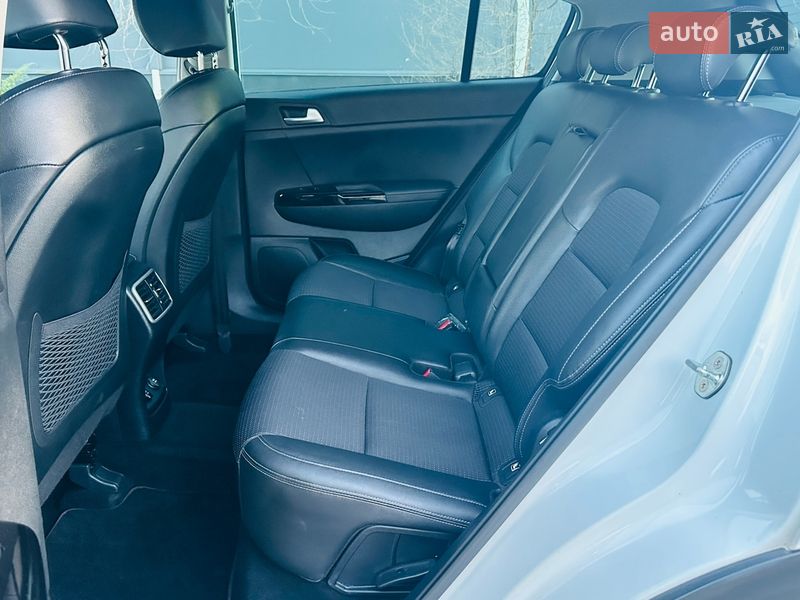 Внедорожник / Кроссовер Kia Sportage 2021 в Белой Церкви