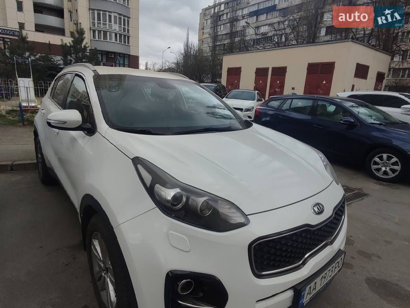 Внедорожник / Кроссовер Kia Sportage 2017 в Киеве