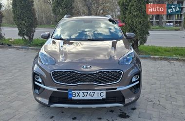 Позашляховик / Кросовер Kia Sportage 2018 в Хмельницькому