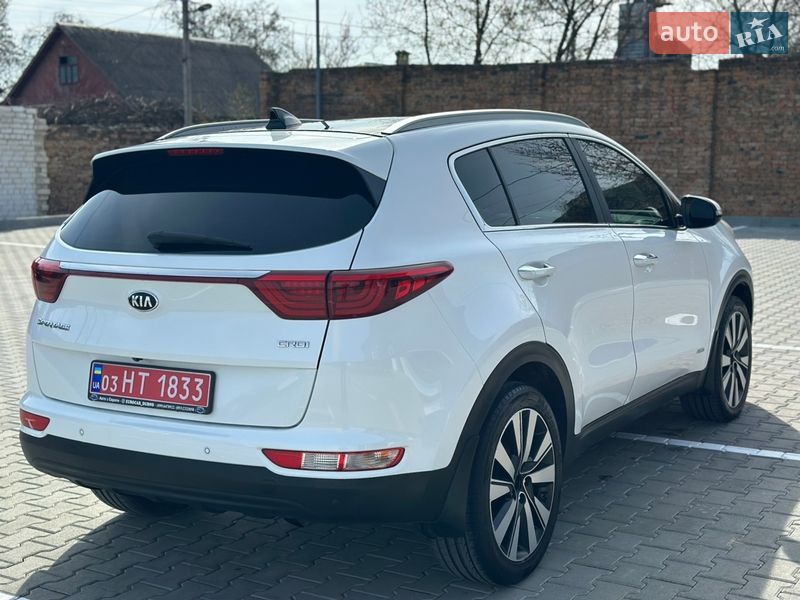 Внедорожник / Кроссовер Kia Sportage 2016 в Дубно