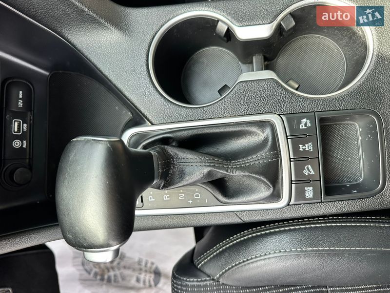 Внедорожник / Кроссовер Kia Sportage 2016 в Дубно