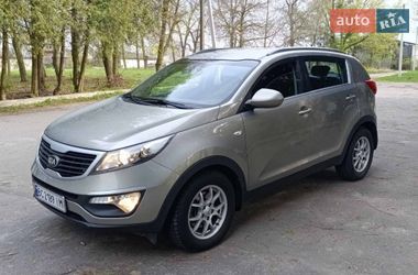 Внедорожник / Кроссовер Kia Sportage 2013 в Жовкве