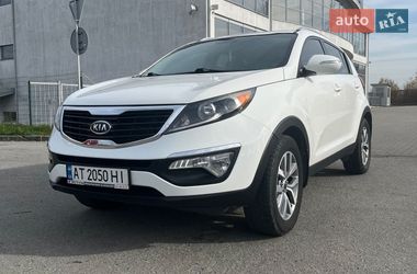 Позашляховик / Кросовер Kia Sportage 2014 в Івано-Франківську