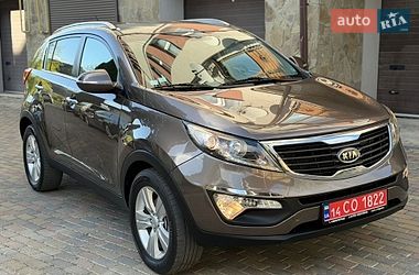 Внедорожник / Кроссовер Kia Sportage 2012 в Надворной