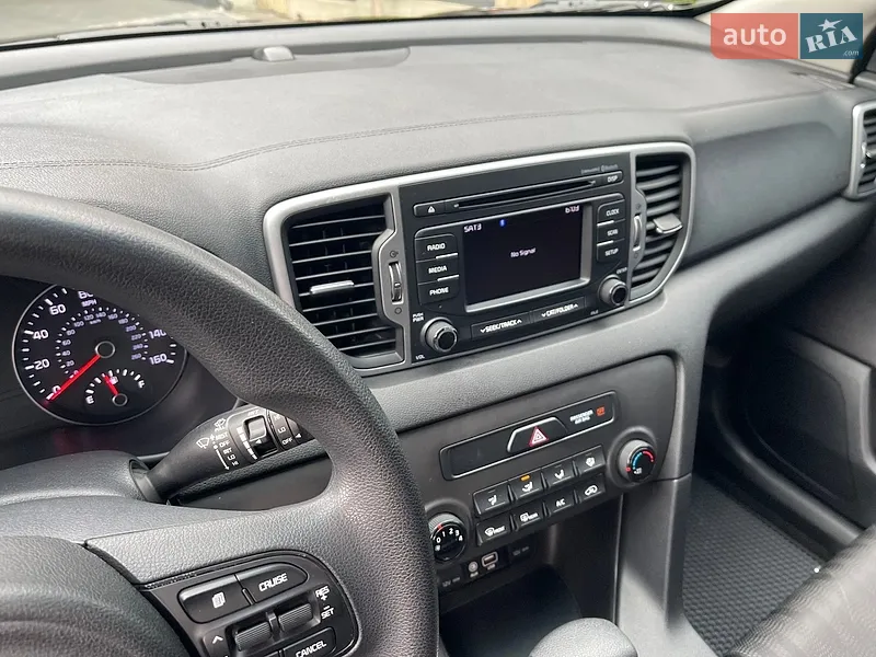 Kia Sportage 2016 VIN KNDPMCAC5H7087216 фото оголошення 9 з 61