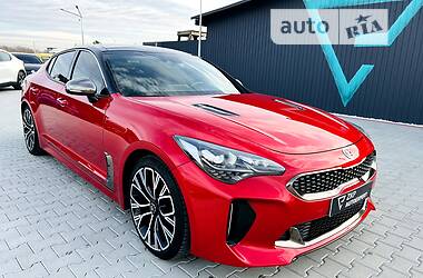 Лифтбек Kia Stinger 2018 в Мукачево