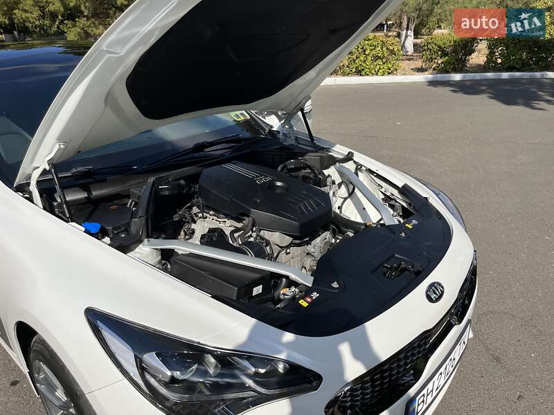 Фастбек Kia Stinger 2017 в Одесі