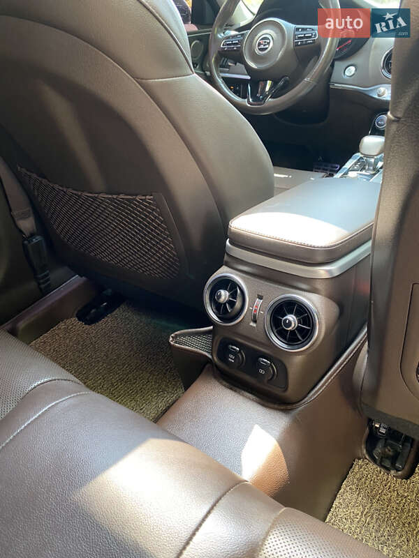 Фастбэк Kia Stinger 2018 в Луцке фото 33 Фастбэк Kia Stinger 2018 в Луцке