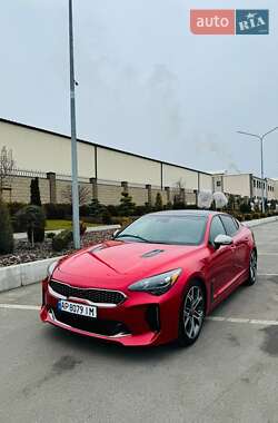 Фастбэк Kia Stinger 2017 в Харькове