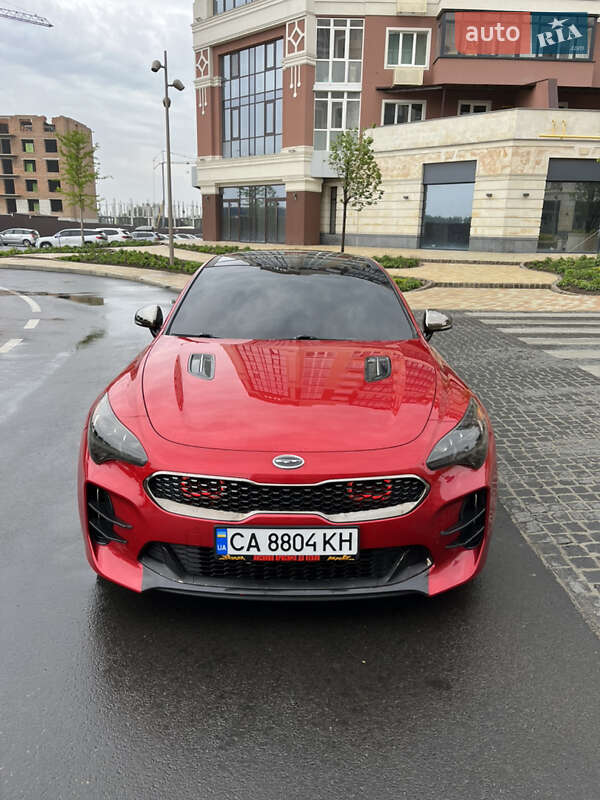 Фастбек Kia Stinger 2018 в Умані