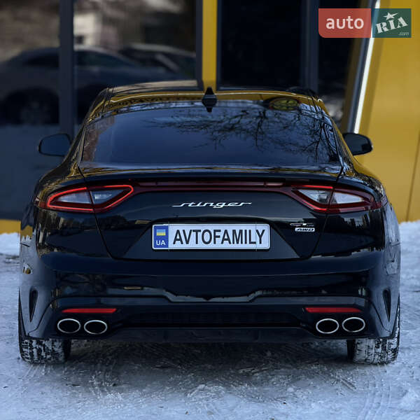 Лифтбек Kia Stinger 2020 в Киеве