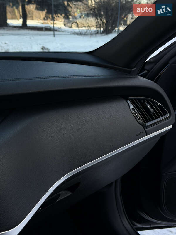 Лифтбек Kia Stinger 2020 в Киеве