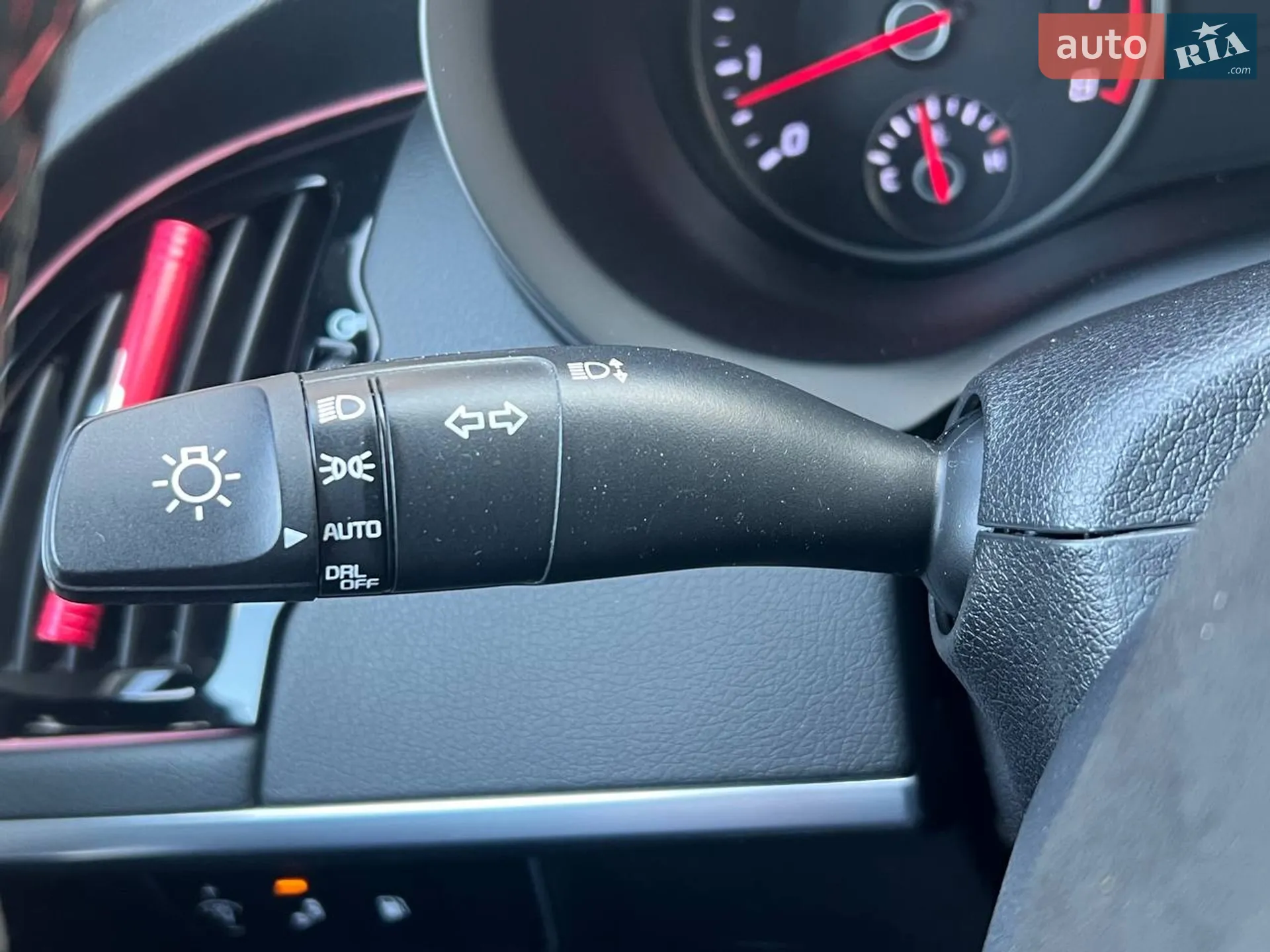 2019 Kia Stinger - мініатюра 20