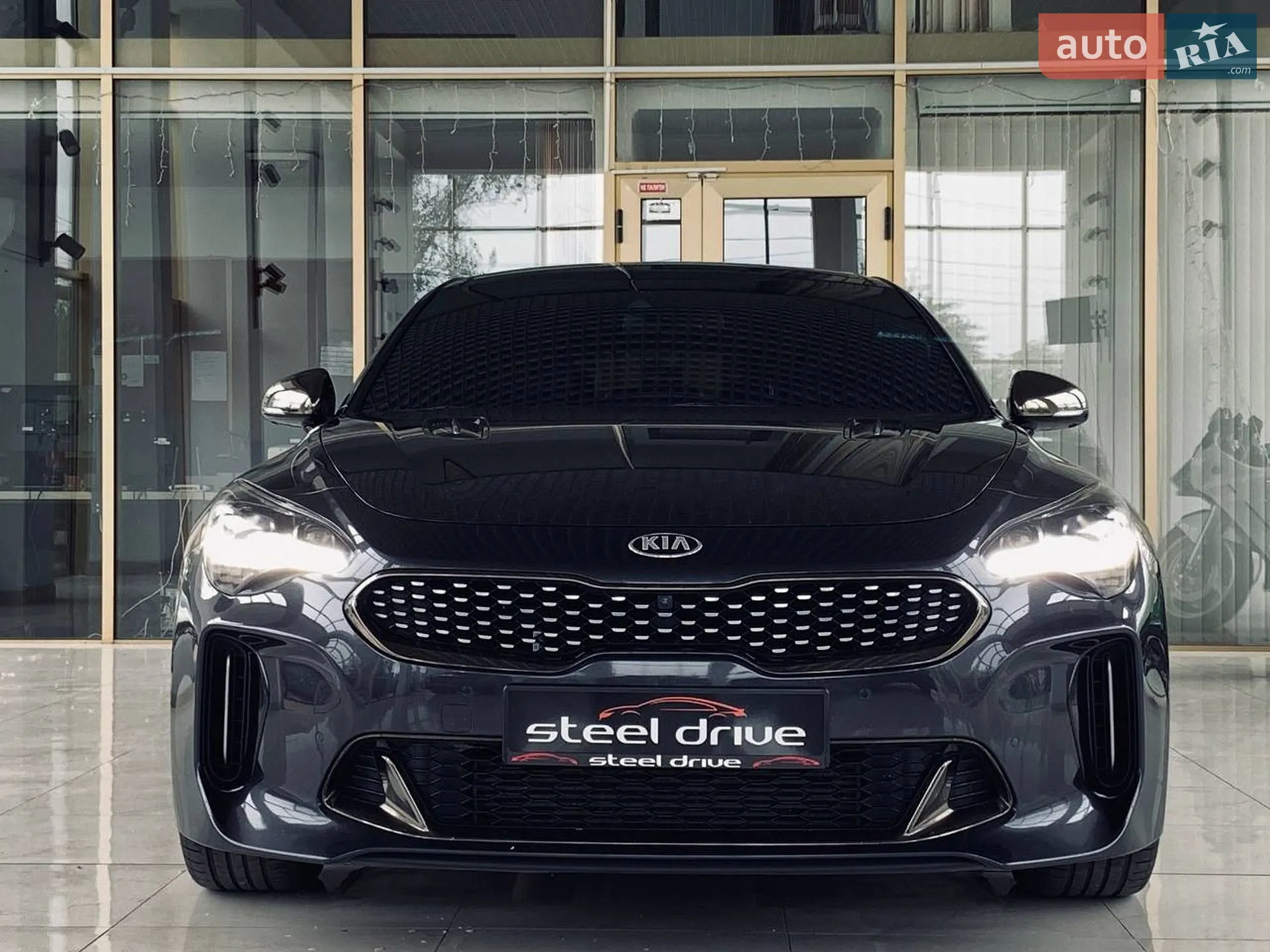 2018 Kia Stinger - мініатюра 2