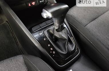 Позашляховик / Кросовер Kia Stonic 2017 в Києві