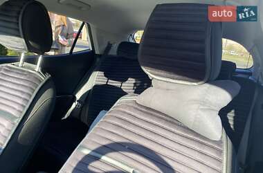 Внедорожник / Кроссовер Kia Stonic 2020 в 