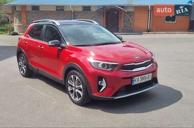 Внедорожник / Кроссовер Kia Stonic 2020 в Василькове
