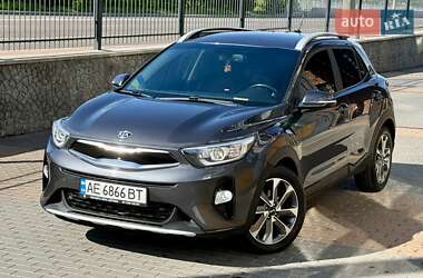 Внедорожник / Кроссовер Kia Stonic 2020 в 