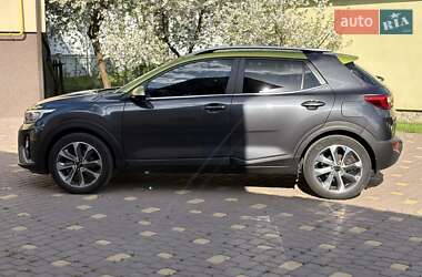 Внедорожник / Кроссовер Kia Stonic 2018 в Львове