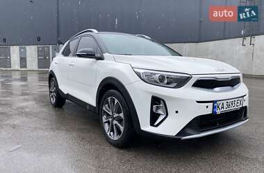 Позашляховик / Кросовер Kia Stonic 2021 в Києві