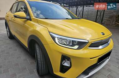 Внедорожник / Кроссовер Kia Stonic 2019 в Запорожье
