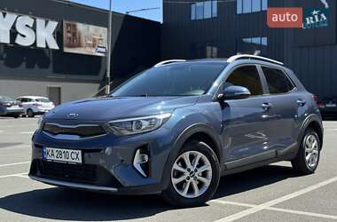 Внедорожник / Кроссовер Kia Stonic 2020 в Киеве