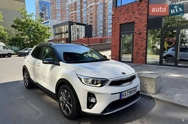 Позашляховик / Кросовер Kia Stonic 2020 в Києві