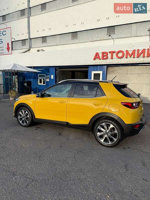 Позашляховик / Кросовер Kia Stonic 2020 в Києві