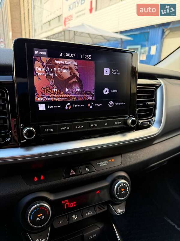 Позашляховик / Кросовер Kia Stonic 2020 в Києві