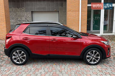 Внедорожник / Кроссовер Kia Stonic 2019 в 