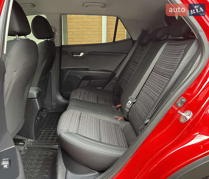 Внедорожник / Кроссовер Kia Stonic 2019 в Киеве фото 29 Внедорожник / Кроссовер Kia Stonic 2019 в Киеве