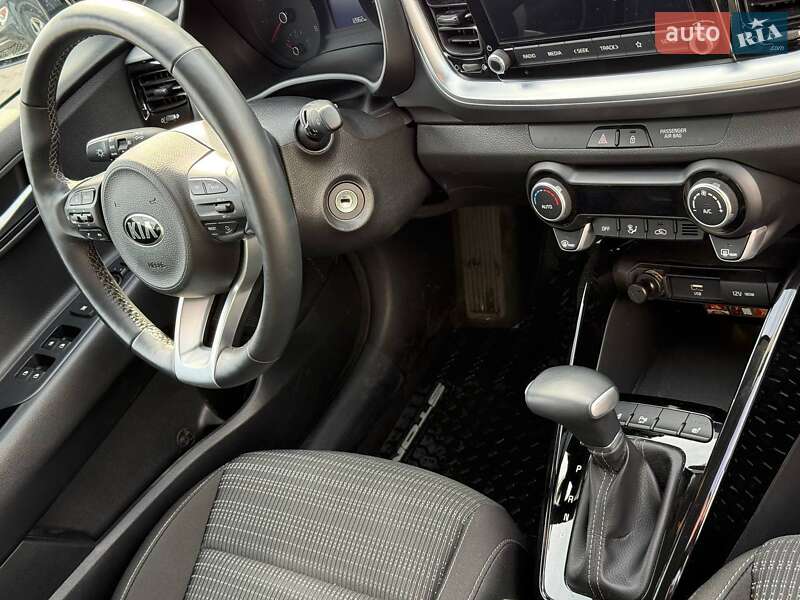 Позашляховик / Кросовер Kia Stonic 2020 в Одесі