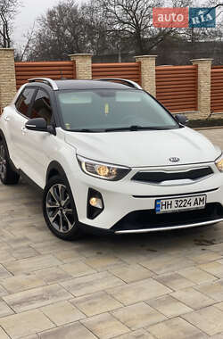 Позашляховик / Кросовер Kia Stonic 2019 в Болграді