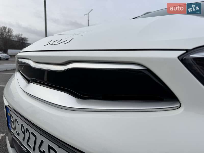 Позашляховик / Кросовер Kia Stonic 2022 в Києві