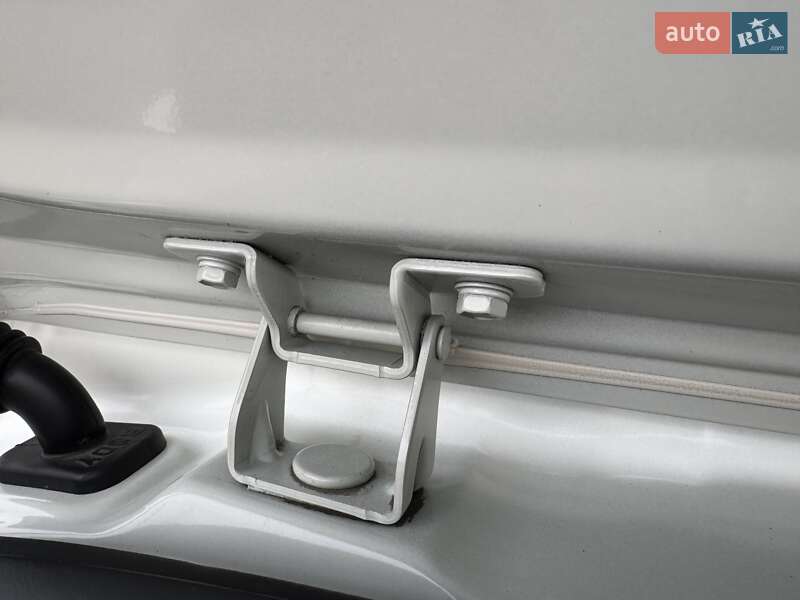 Позашляховик / Кросовер Kia Stonic 2022 в Києві