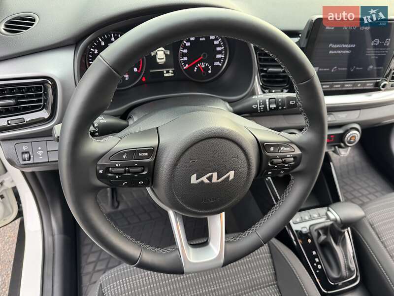 Позашляховик / Кросовер Kia Stonic 2022 в Києві