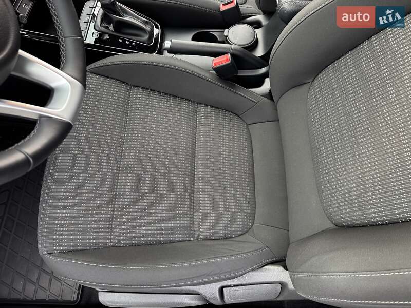 Позашляховик / Кросовер Kia Stonic 2022 в Києві