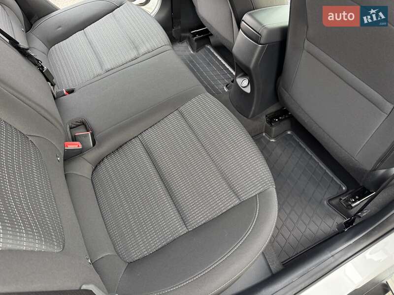 Позашляховик / Кросовер Kia Stonic 2022 в Києві