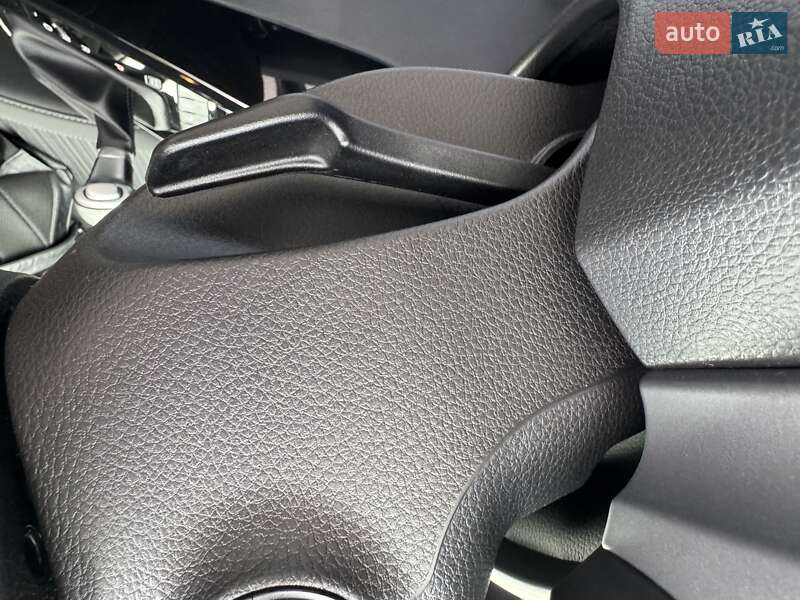 Позашляховик / Кросовер Kia Stonic 2022 в Києві